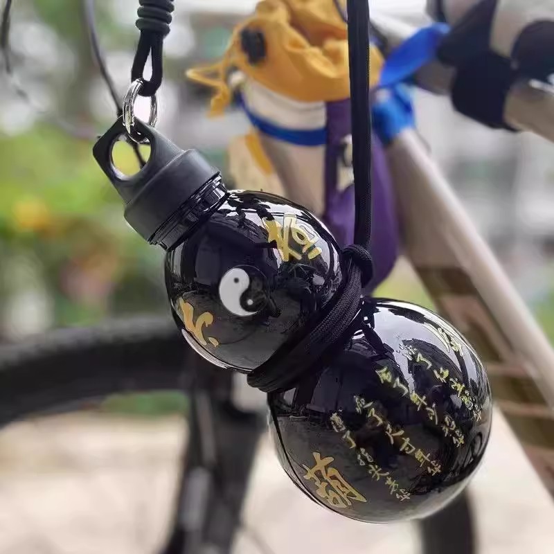 Bottiglia d'acqua per zucca di - Sports Equipment 5 Years Old recensione e prezzo